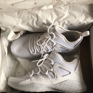 Jordan formula 23 all white size 7